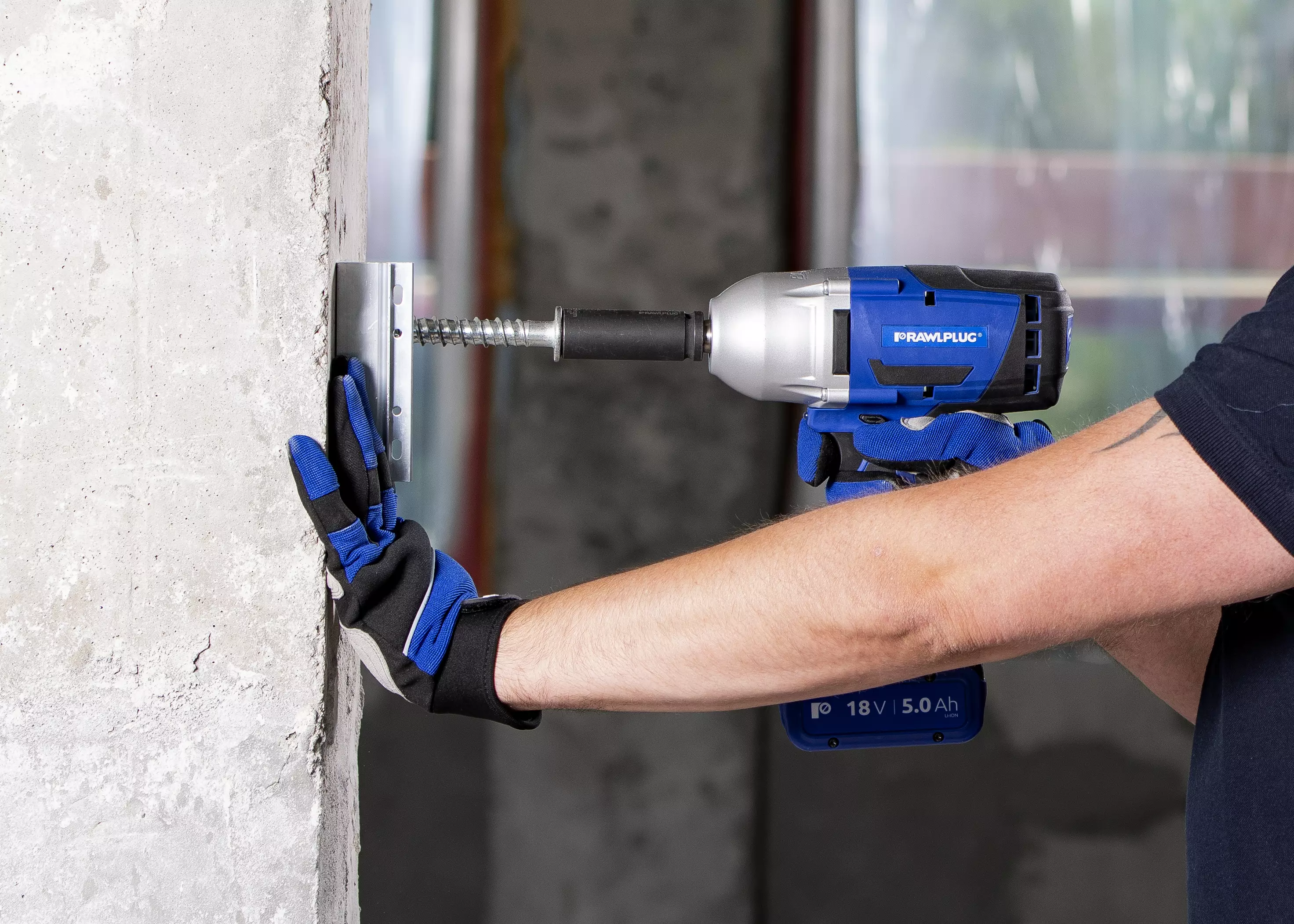 18V 1000Nm Impact Wrench without batteries and charger