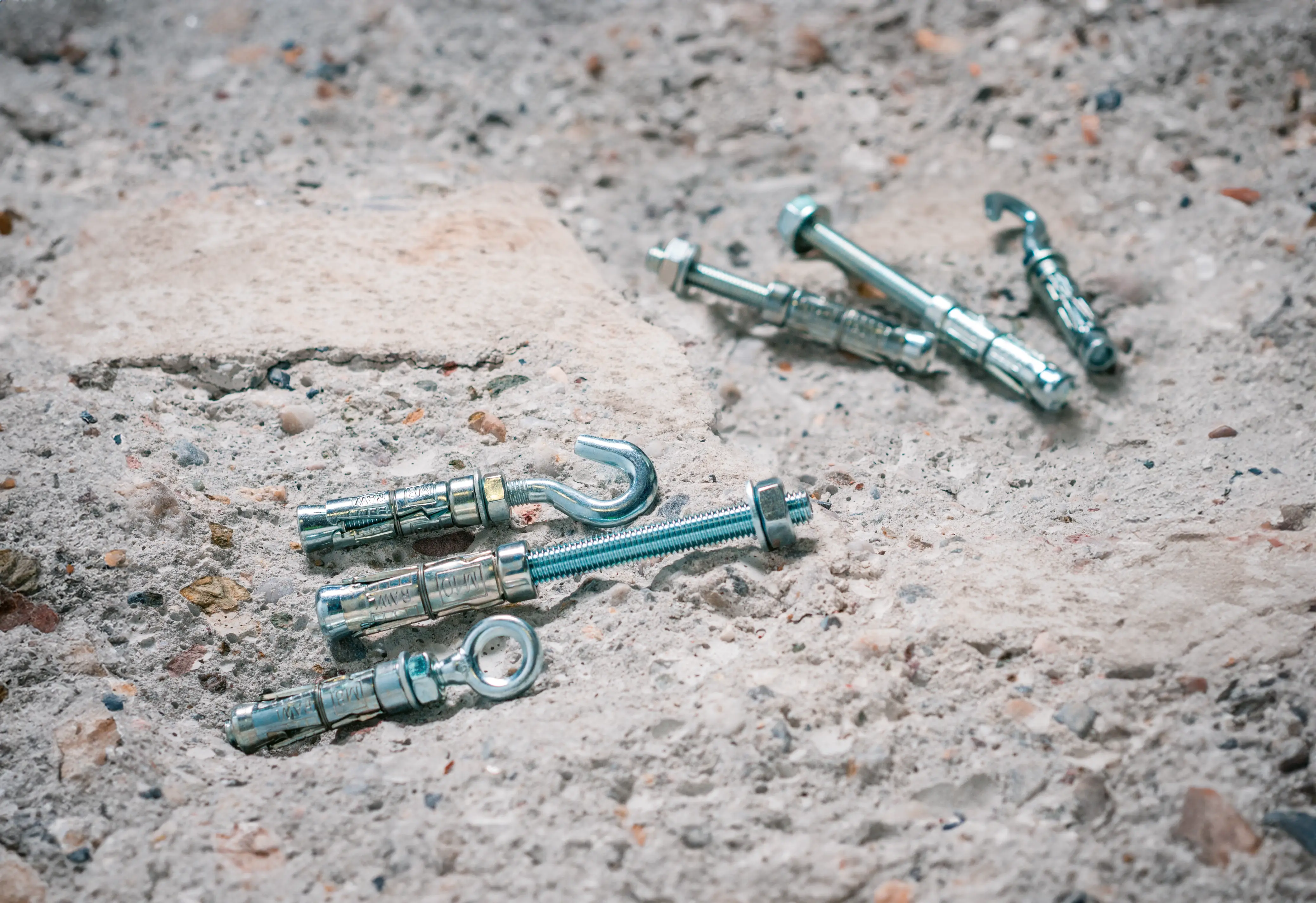Rawlbolt® - Loose Bolt for use in cracked and non-cracked